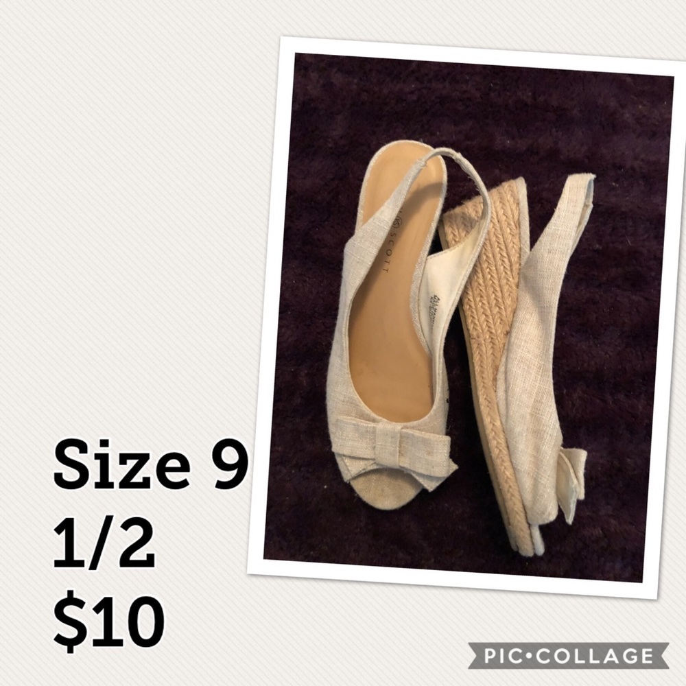 Wedged peep toe